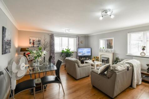 Living / Dining Room