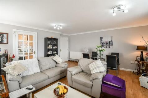 Living / Dining Room