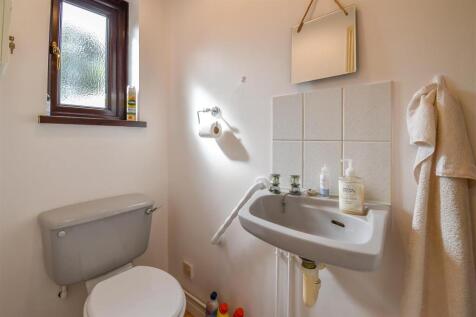 W.C/Cloak Room