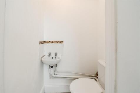 W.C Cloakroom