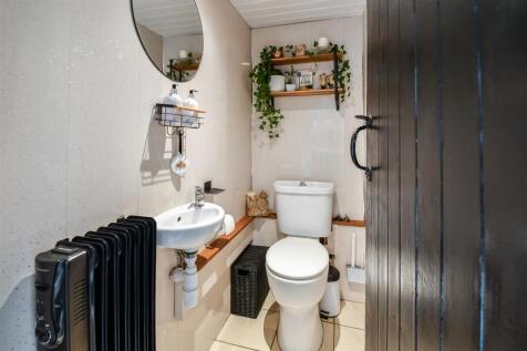 W.C Cloakroom