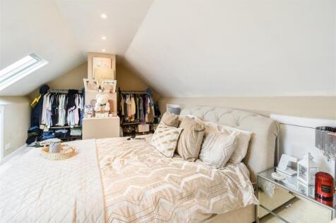 Loft / Hobby Area