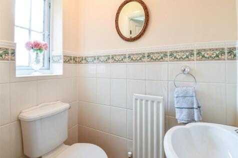 W.C Cloakroom