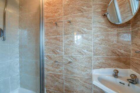 En-Suite Shower