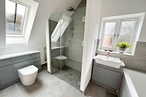 Bedroom Four En-Suite