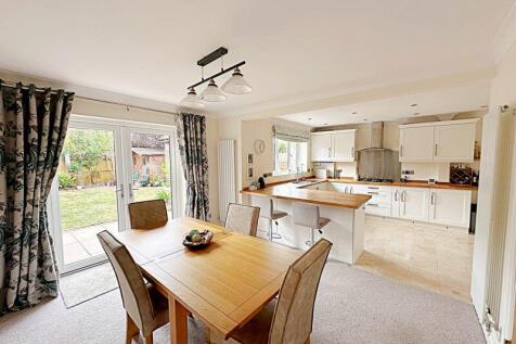Dining into kitchen