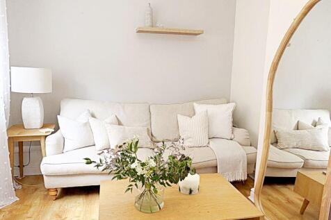 Ground floor bedroom