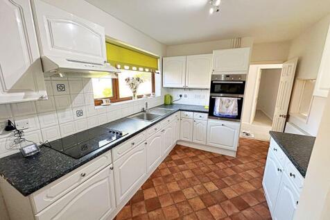 Kitchen 3