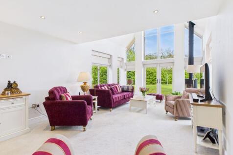 Lounge 3