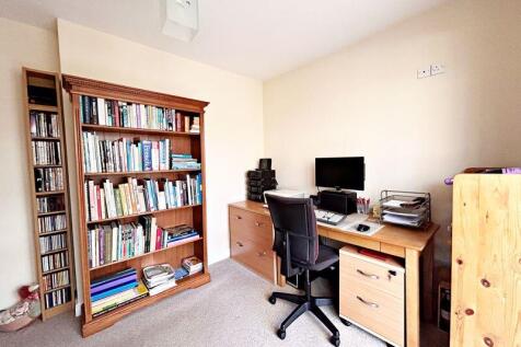 Bedroom Three/Study