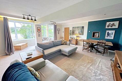 Lounge 2