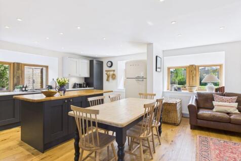 Kitchen 5