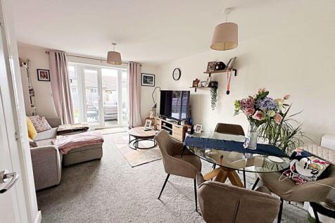 Lounge 1
