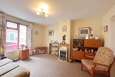 Lounge 1