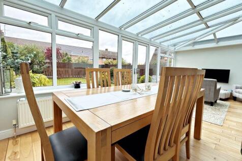 Dining/Family Room