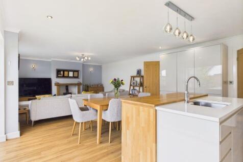 Kitchen into family