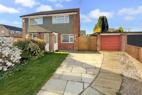 8 Westbury Avenue