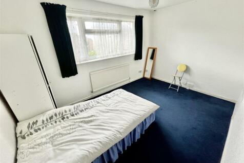 Bedroom 2 Aspect 2