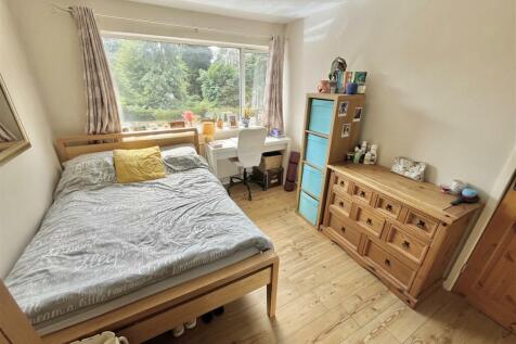 Bedroom 2 Aspect 2.jpg