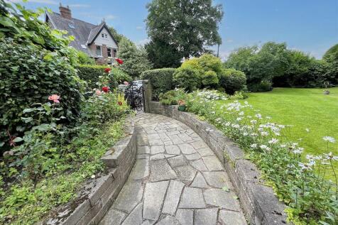 Gardens Aspect 3