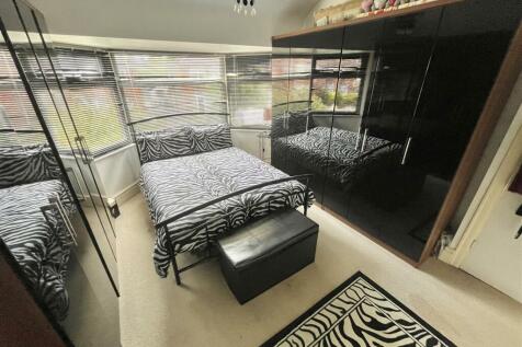 Bedroom 1 Aspect 2