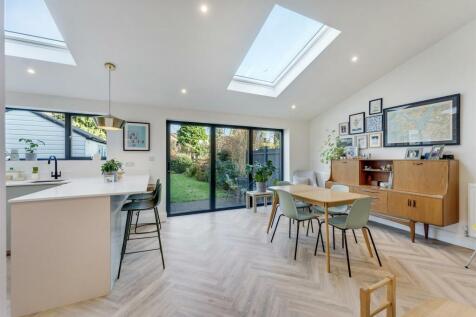 Open Plan Living Dining Kitchen Aspect 3