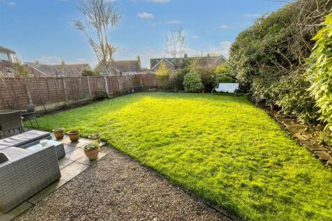Gardens Aspect 4