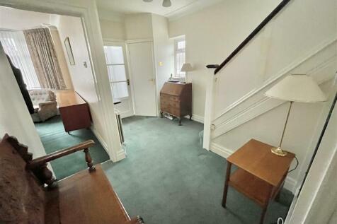 Entrance Hall Aspect 2