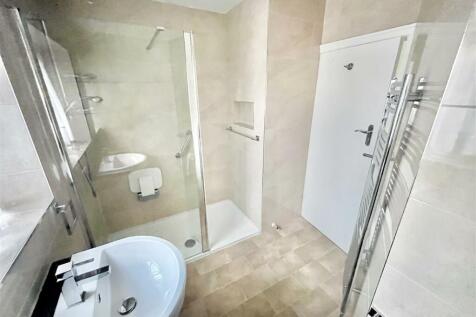 Shower Room Aspect 2