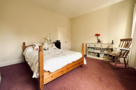 Bedroom 1 Aspect 2