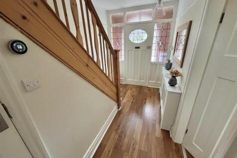 Entrance Hall Aspect 2