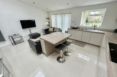 Open Plan Living Dining Kitchen Aspect 2