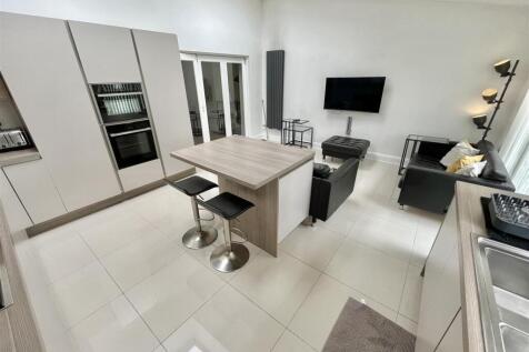 Open Plan Living Dining Kitchen Aspect 3