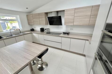 Open Plan Living Dining Kitchen Aspect 6