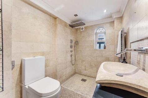 GF Shower Room