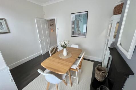 Dining Room Aspect 4