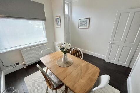 Dining Room Aspect 5