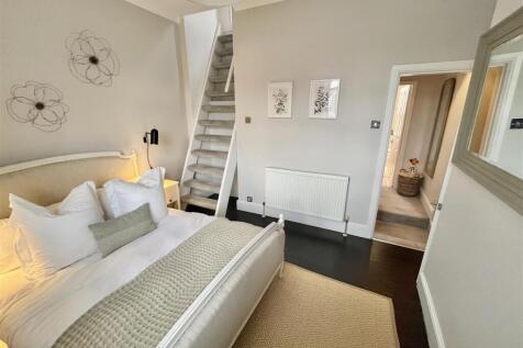 Bedroom 1 Aspect 2