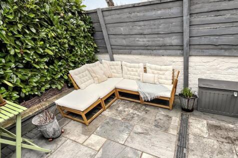 Gardens Aspect 3