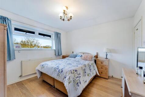 Bedroom 1 Aspect 2