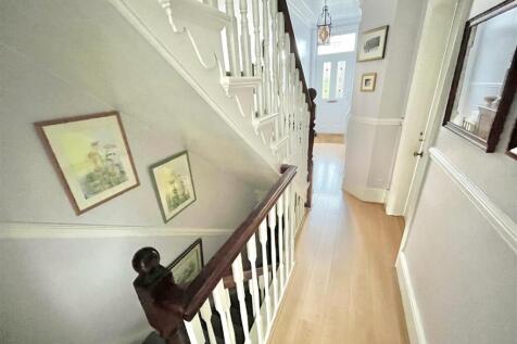Entrance Hall Aspect 3