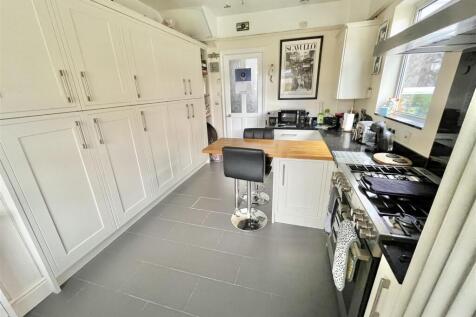 Breakfast Kitchen Aspect 3
