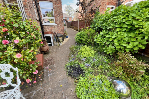 Gardens Aspect 6