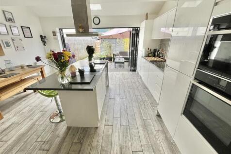 Open Plan Living Dining Kitchen