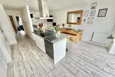 Open Plan Living Dining Kitchen Aspect 4