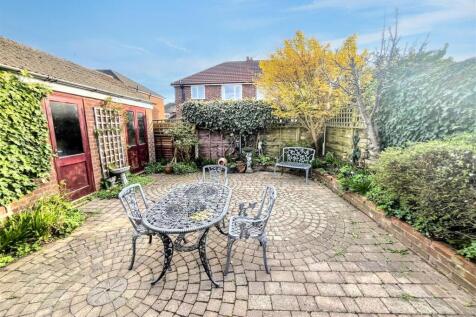 Gardens Aspect 3
