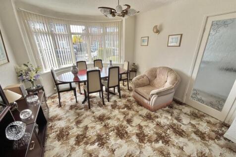 Dining Room Aspect 2
