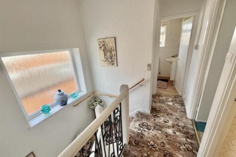Bathroom Aspect 2