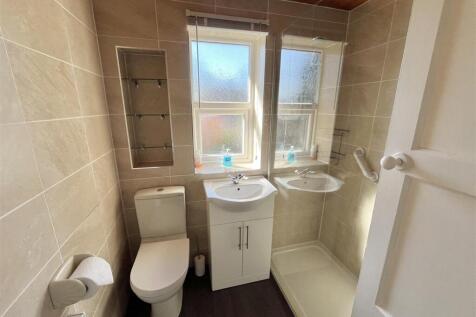 Shower Room Aspect 2