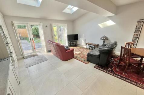 Open Plan Living Dining Kitchen Aspect 2